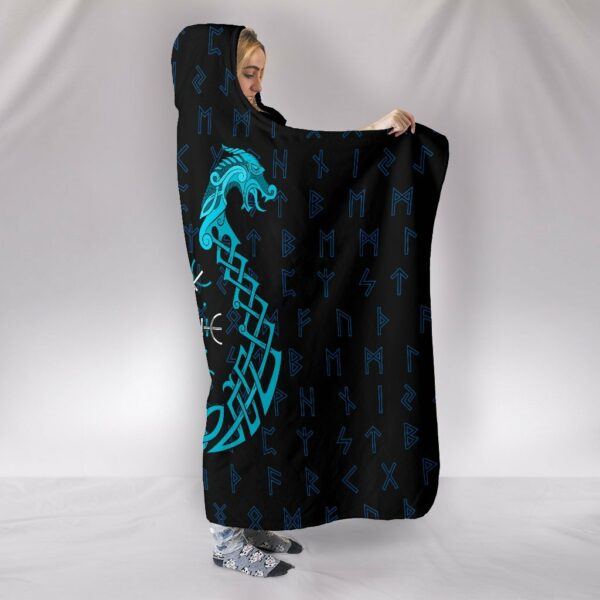 Egishjalmur Helm Ofwe Blue Edition Collection Viking Hooded Blanket - Image 2