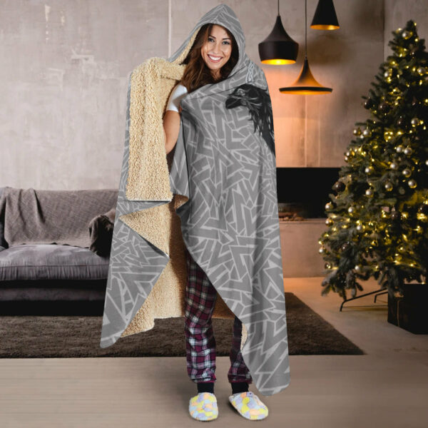 Raven Valknut Viking Hooded Blanket - Image 3