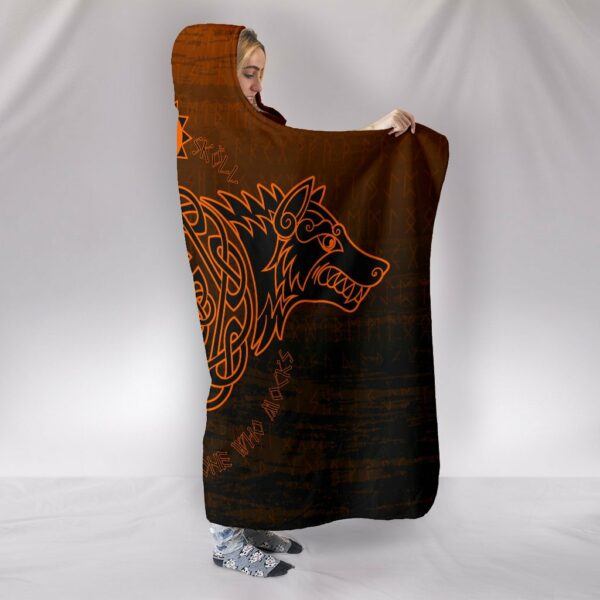 Skollnd Hati Orange Viking Hooded Blanket - Image 2