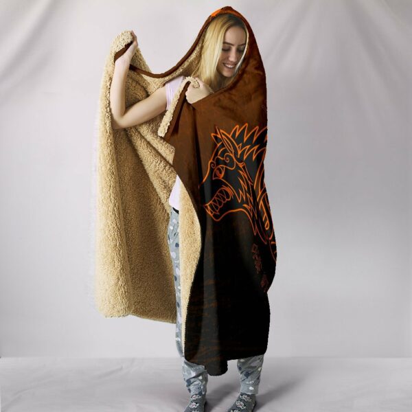 Skollnd Hati Orange Viking Hooded Blanket - Image 3